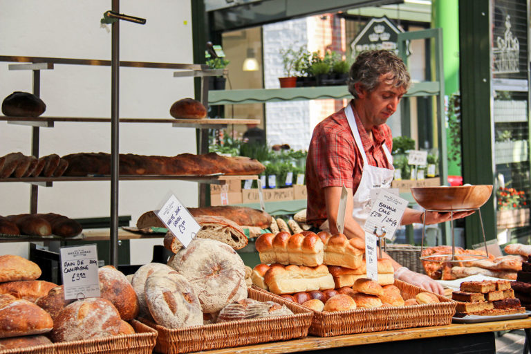 Bread Ahead, Borough Market, Londres, Angleterre / Bread Ahead, Borough Market, London, England, UK.