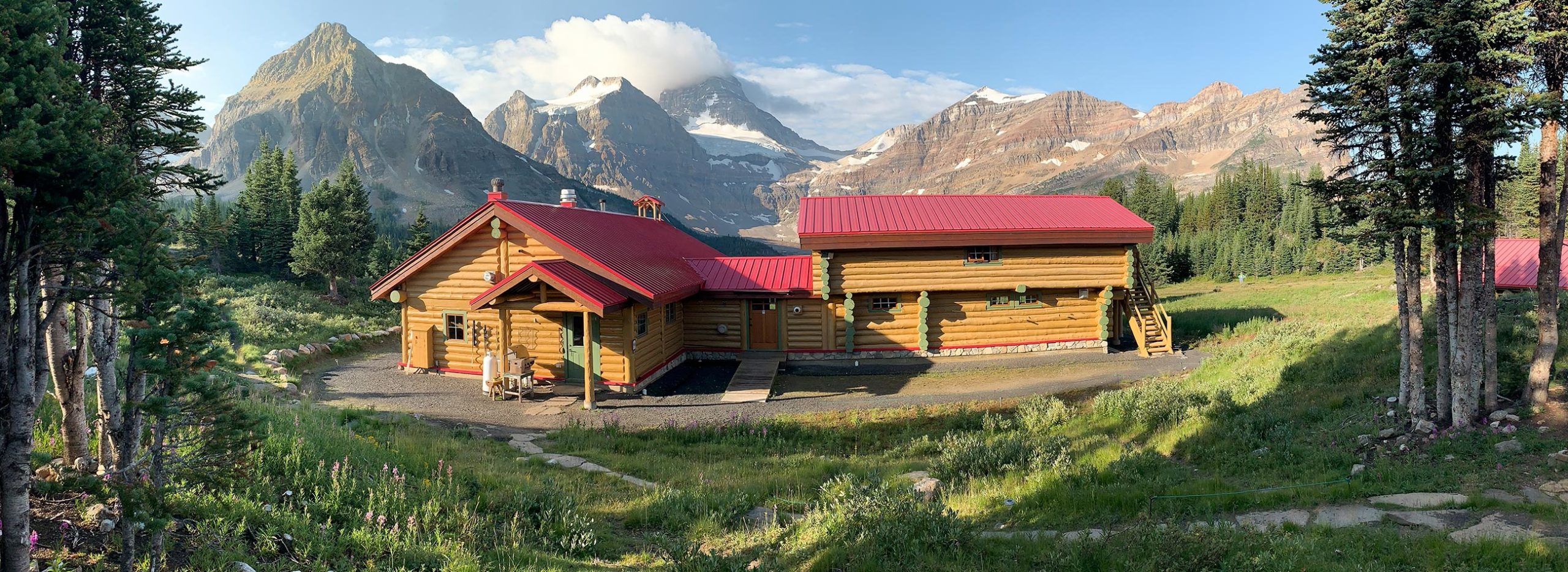 Lodge Assiniboine, Mont Assiniboine, Colombie-Britannique, Canada / Assiniboine Lodge, Mount Assiniboine, BC, Canada