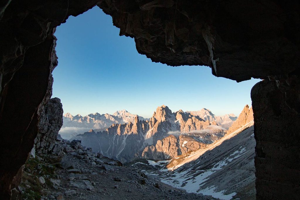 Grotte, Tre Cime di Lavaredo, Dolomites, Italie / Cave, Dolomites, Italy