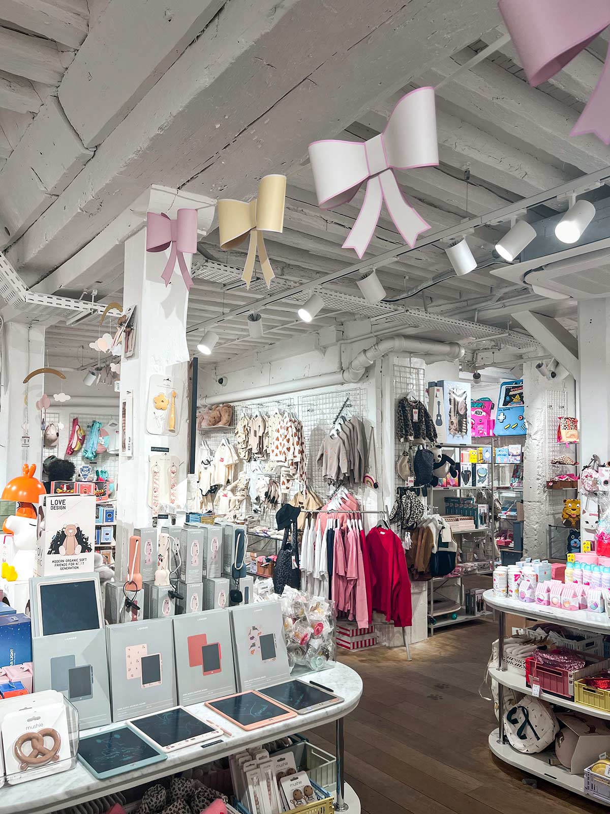 Boutique Fleux, Le Marais, Paris, France