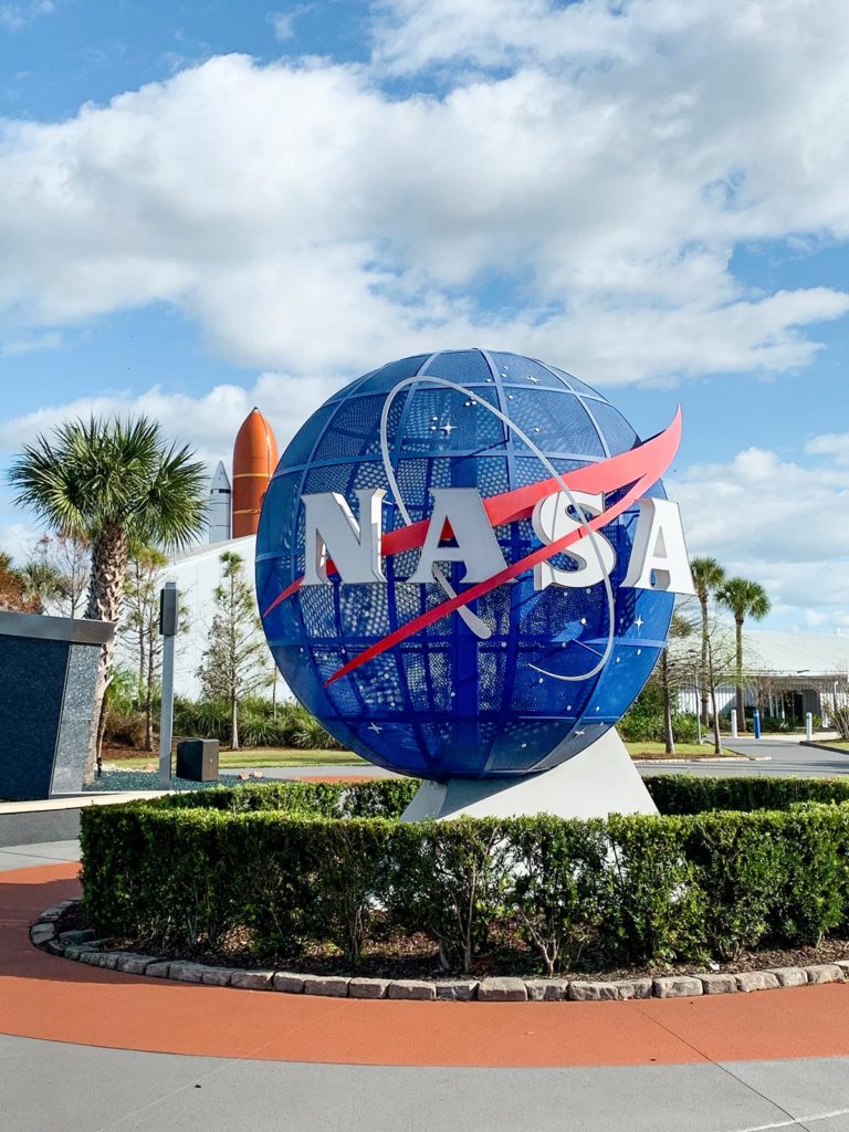 Entrée, NASA, Space Kennedy Center, Orlando, Floride, États-Unis / Entrance, NASA, Kennedy Space Center, Florida, USA