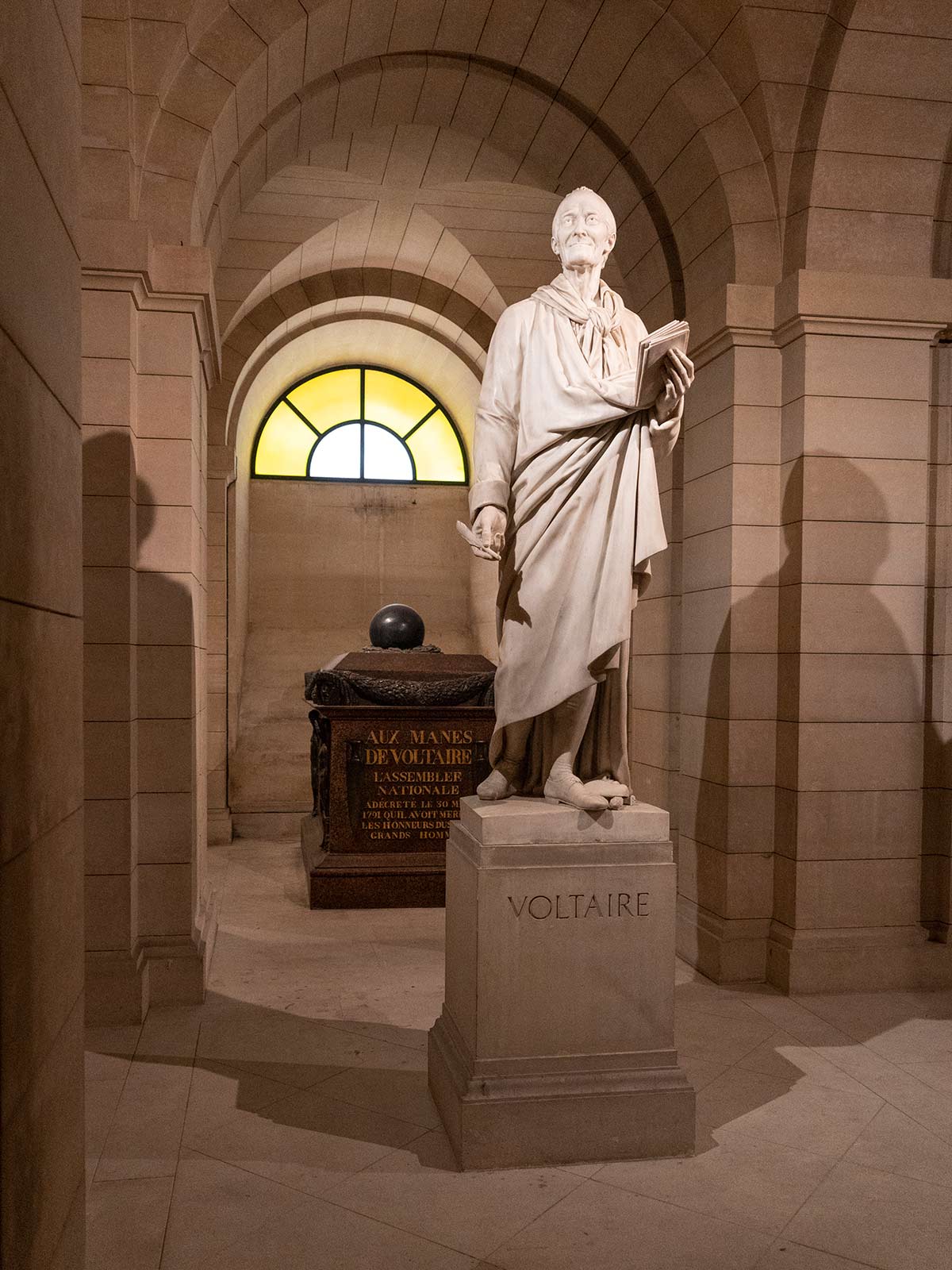 Tombeau, Sculpture, Voltaire, Panthéon, Crypte, Paris, France