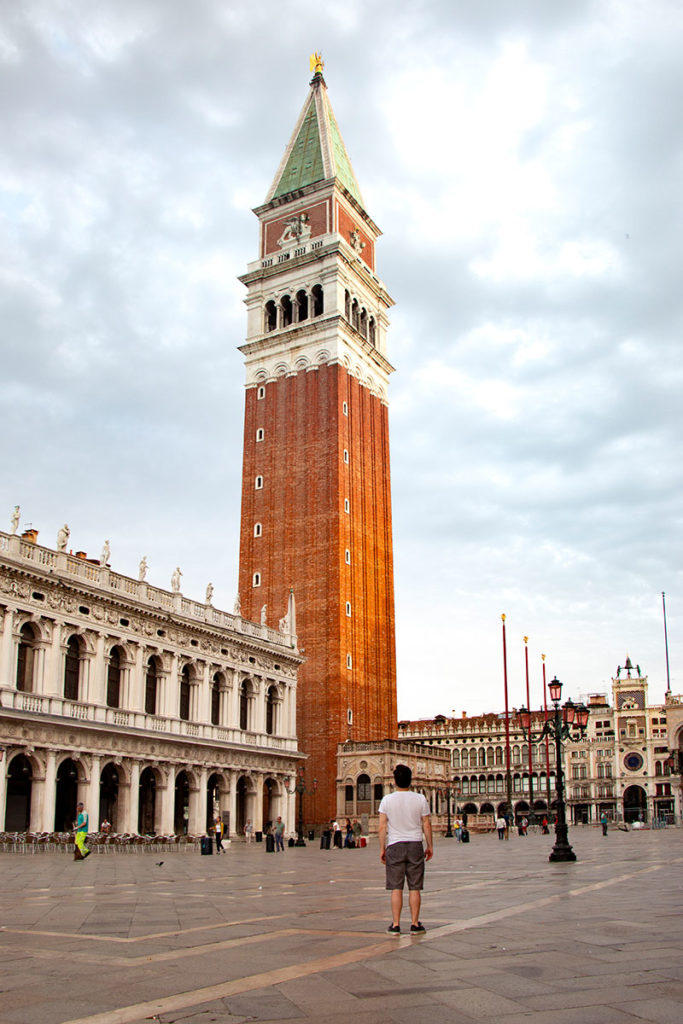 Campanile, Place Saint-Marc, Venise, Italie / Campanile, St. Mark Piazza, Piazza San Marco, Venice, Italy