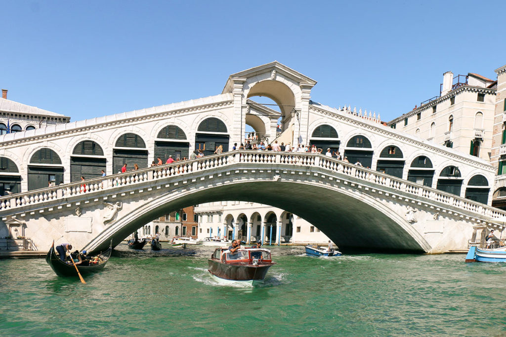 Pont du Rialto, Venise, Italie / Rialto Bridge, Venice, Italy