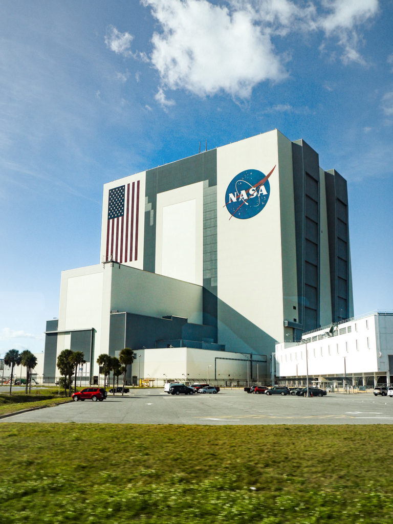 Édifice d'assemblage des véhicules, NASA, Space Kennedy Center, Orlando, Floride, États-Unis / Vehicle Assembly Building, NASA, Kennedy Space Center, Florida, USA