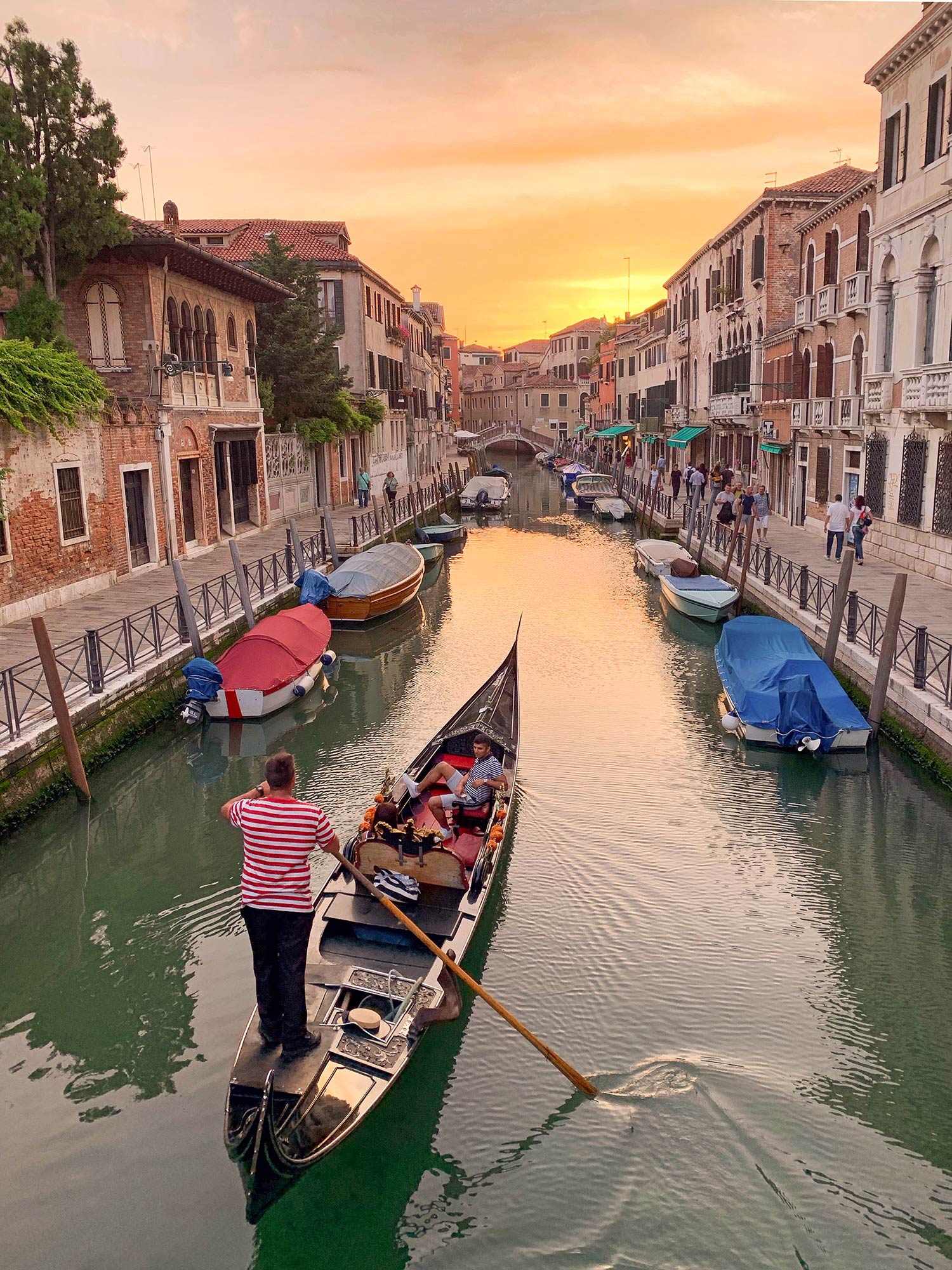 Coucher de soleil, Gondole, Venise, Italie / Sunset, Gondola, Venice, Italy