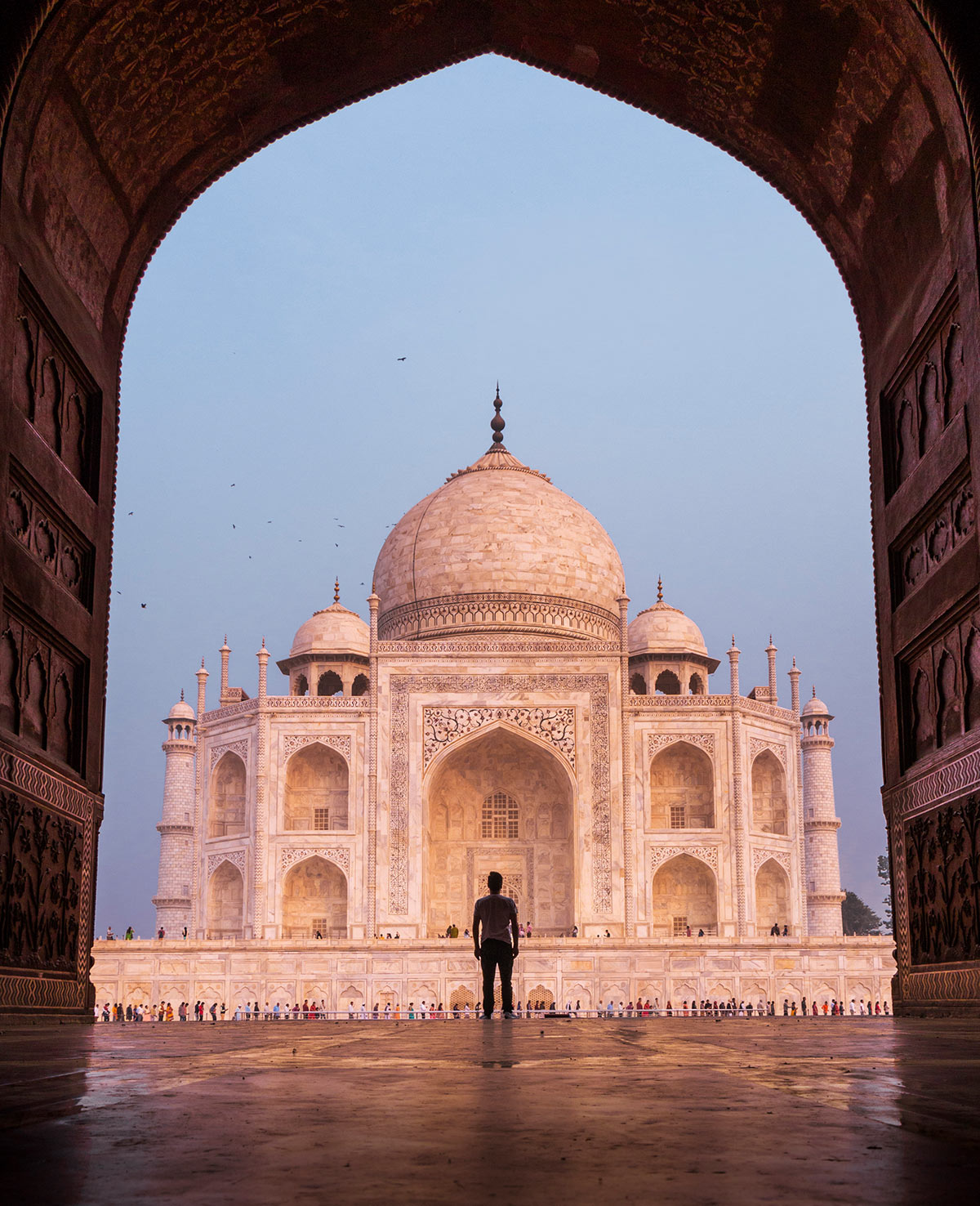 Kau Ban Mosque, Taj Mahal, Agra, India / Kau Ban Mosque, Taj Mahal, Agra, India