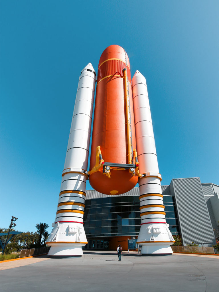 Propulseurs à navette spatiale, NASA, Space Kennedy Center, Orlando, Floride, États-Unis / Space Shuttle boosters, NASA, Kennedy Space Center, Florida, USA