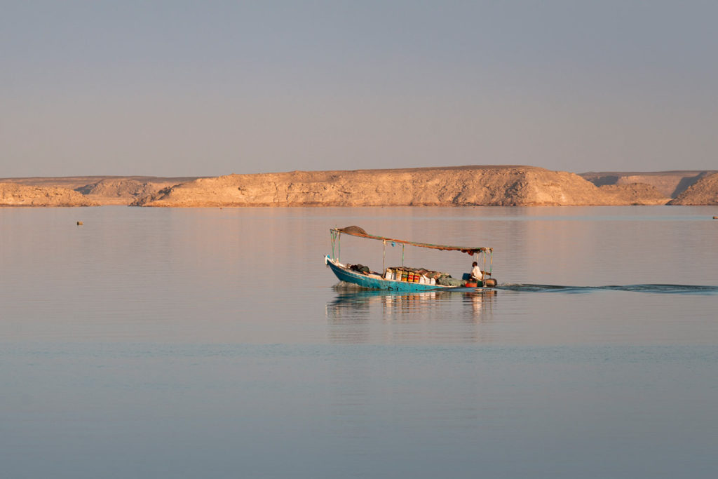 Bateau, Lac Nasser, Assouan, Égypte / Boat, Lake Nasser, Aswan, Egypt