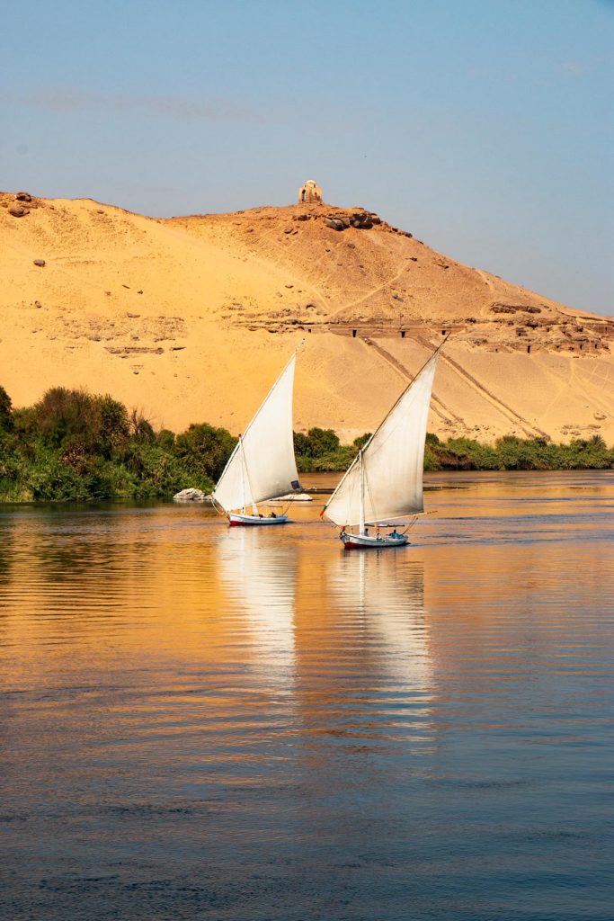 Felouque, Assouan, Nil, Égypte / Felucca, Aswan, Nil, Egypt