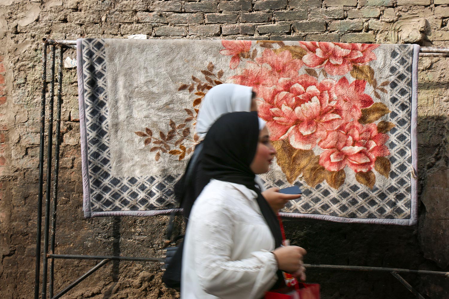 Femmes, Scène de rue, Le Caire, Égypte / Women, Street life, Cairo, Egypt
