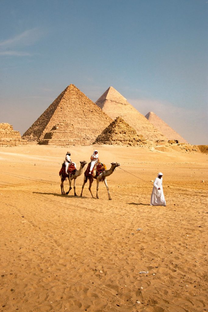 Pyramides de Gizeh, Égypte / Pyramids of Gizeh, Egypt