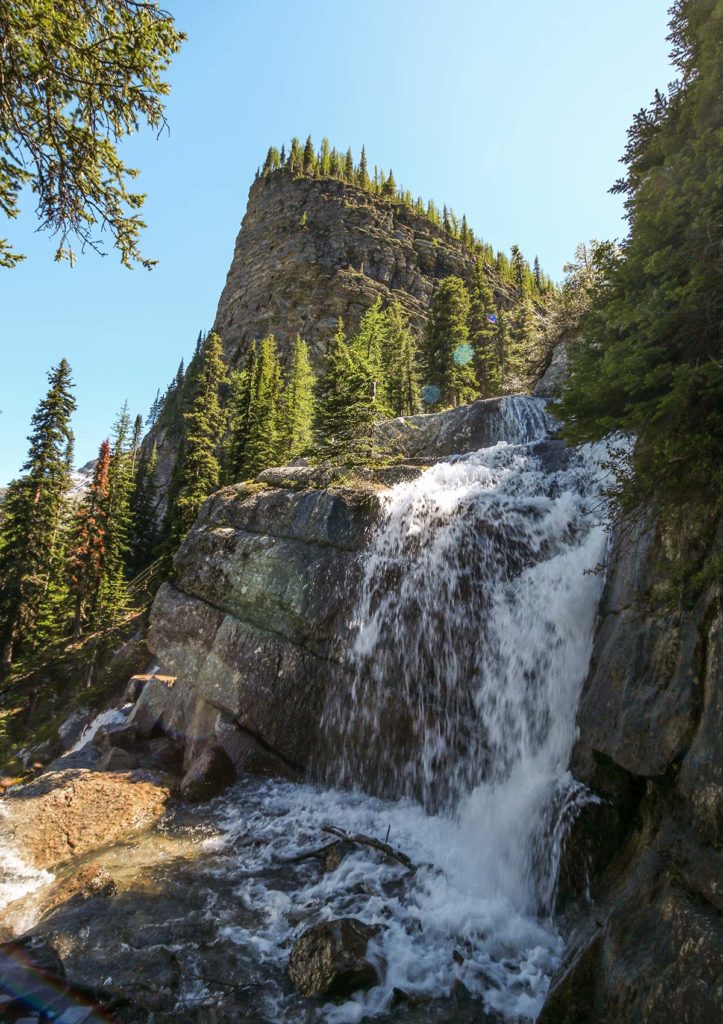 Chute, Lac Agnès, Randonnée, Lac Louise, Rocheuses, Canada / Waterfall, Lake Agnes, Hike, Lake Louise, Rockies, Canada