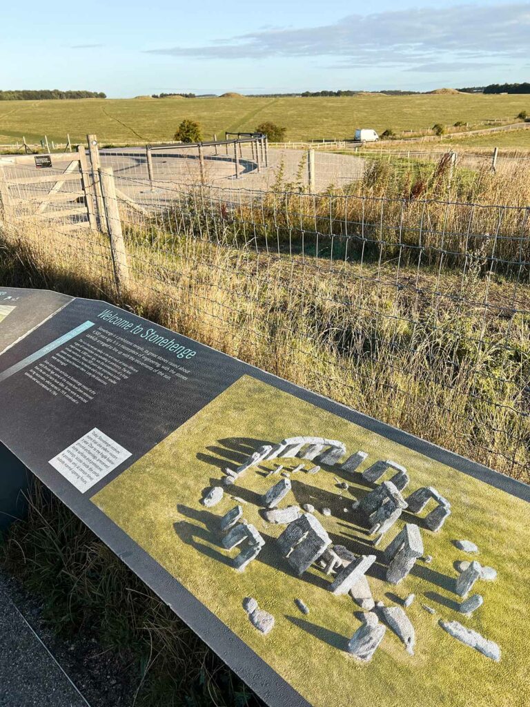 Centre des visiteurs, Stonehenge, Salisbury, Angleterre / Visitor Centre, Stonehenge, Salisbury, England, UK