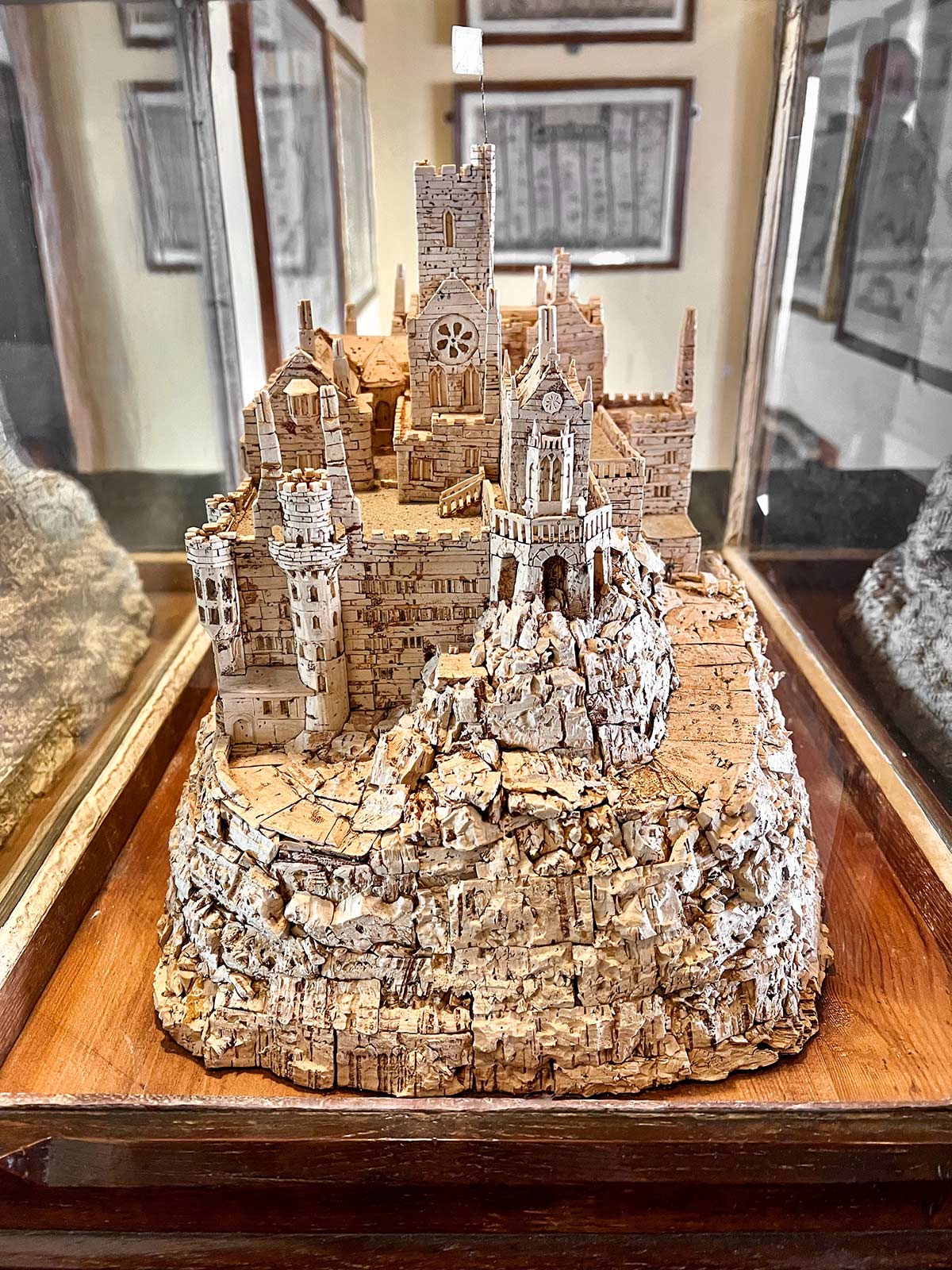 Maquette du château mont St-Michel en liège, Cornouailles, Angleterre / St Michael’s Mount Castle cork miniature, Cornwall, UK