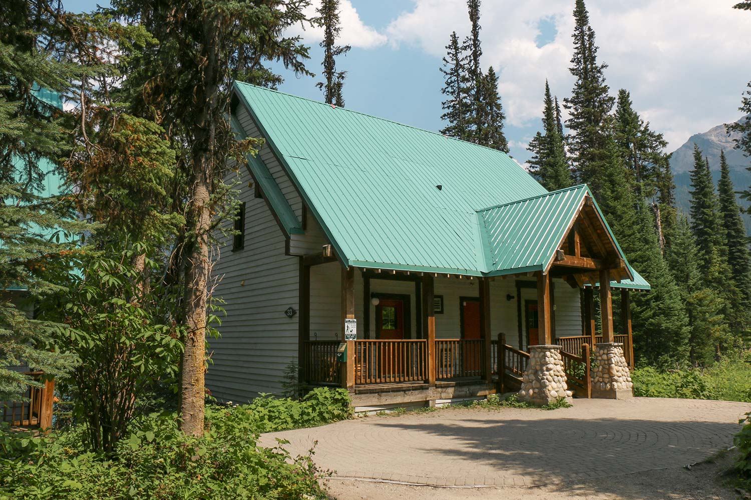 Lodge du lac Émeraude, Parc National Yoho, Rocheuses canadiennes, Canada / Emerald Lake Lodge, Yoho National Park, Canadian Rockies, Canada