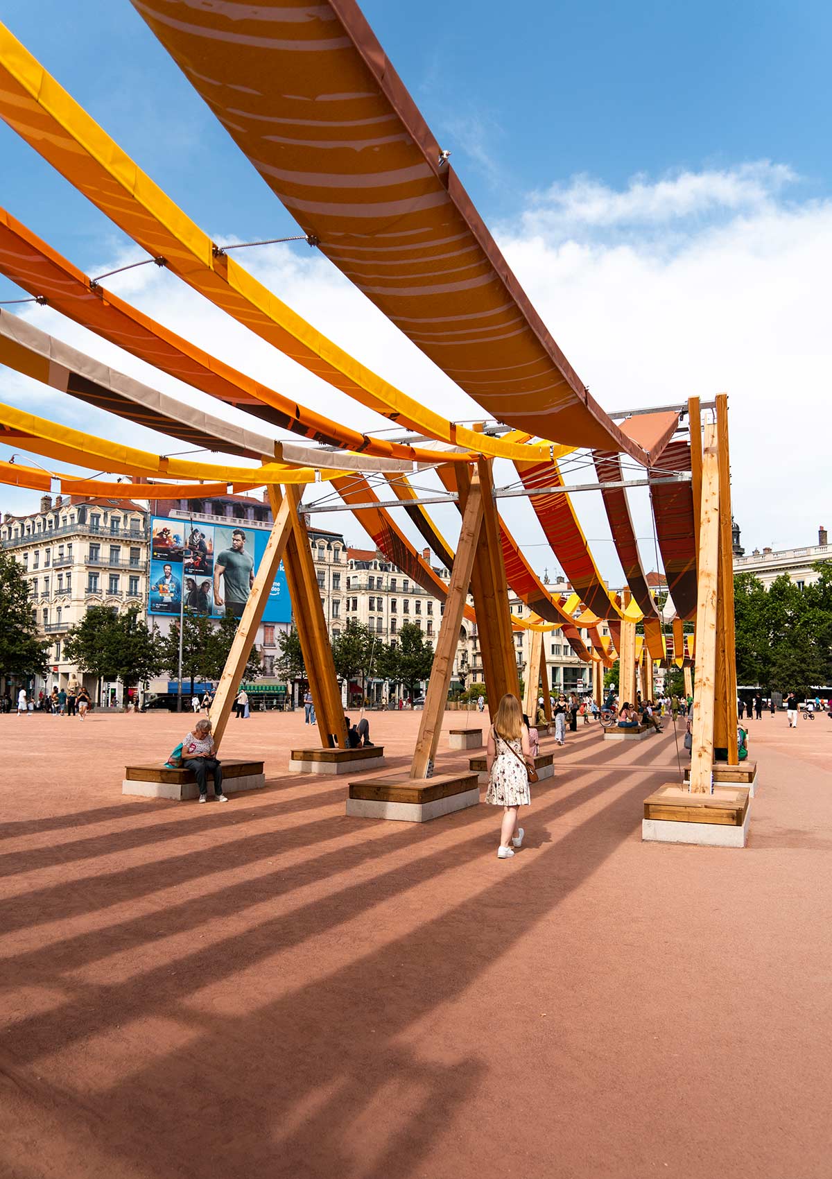 Tissage urbain, Place Bellecour, Lyon, France