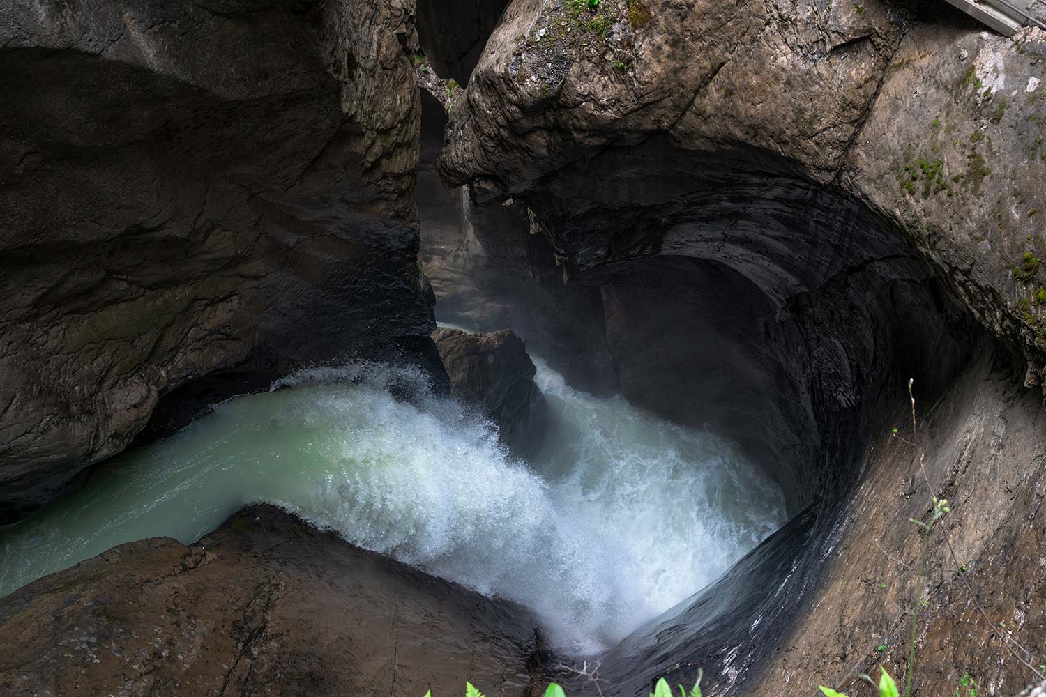 Chutes de Trümmelbachfälle, Vallée de Lauterbrunnen, Suisse / Trümmelbachfälle Falls, Lauterbrunnen Valley, Switzerland