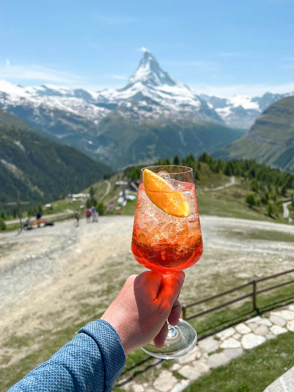 Apérol Spritz, Sunnega, Randonnée des 5 Lacs, mont Cervin, Zermatt, Suisse / Aperol Spritz, Sunnega, 5-Seenweg, Matterhorn, Zermatt, Switzerland