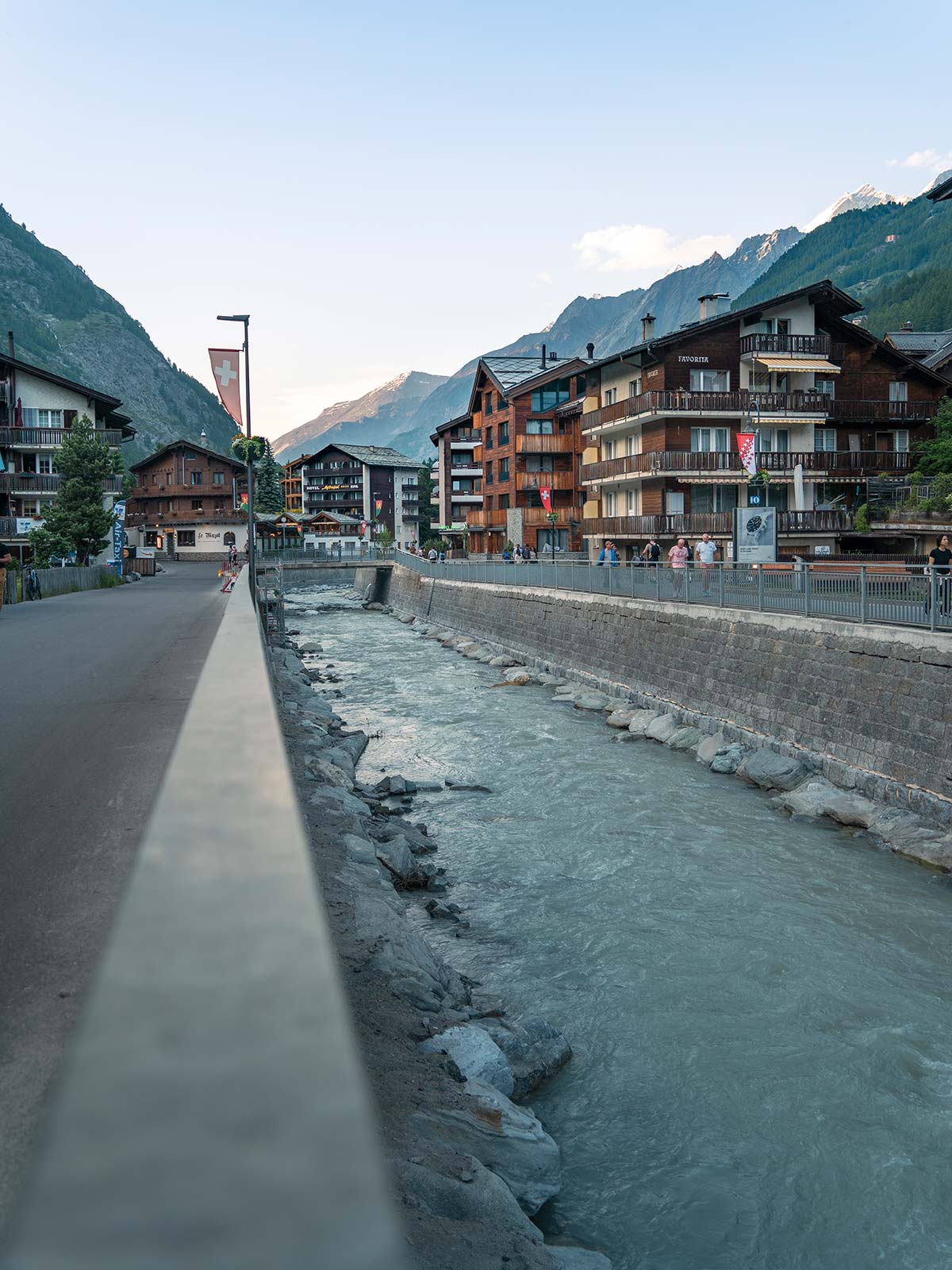 Rivière Matter Vispa, Zermatt, Suisse / Matter Vispa River, Zermartt, Switzerland