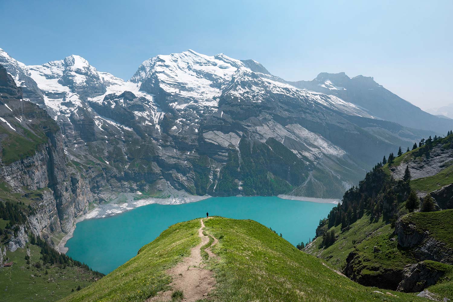 Randonnée, Sentier, Circuit Oberbargli du lac d’Oeschinen, Alpes bernoises, Suisse / Hiking, Oberbargli, Trail, Oeschinensee Circuit, Switzerland