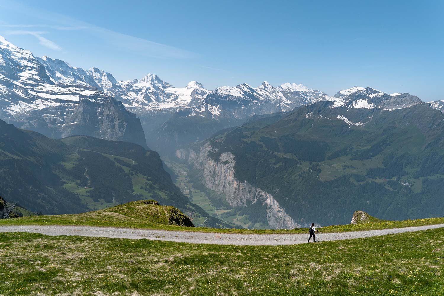 Point de vue, Vallée de Lauterbrunnen, Männlichen, Suisse / Männlichen Viewpoint over Lauterbrunnen Valley, Switzerland
